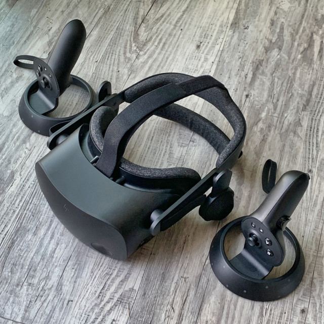 HP Reverb G2 VR Headset with Motion Controllers in General Electronics in Calgary - Image 2