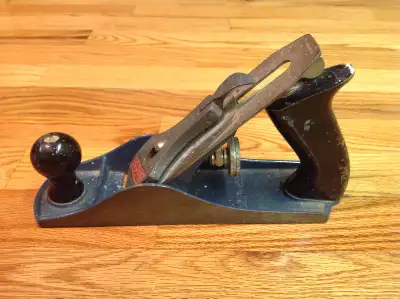 Ancien rabot Stanley, View more