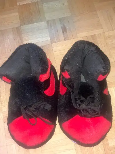 pantoufle Nike édition illimité , View more