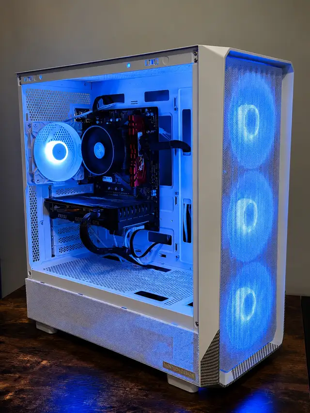 White Gaming PC | Ryzen 5 3600X | GTX 1660 | 16GB RAM in Desktop Computers in Delta/Surrey/Langley - Image 3