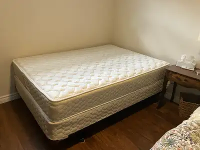 Double Bed Mattress And Boxspring , View more