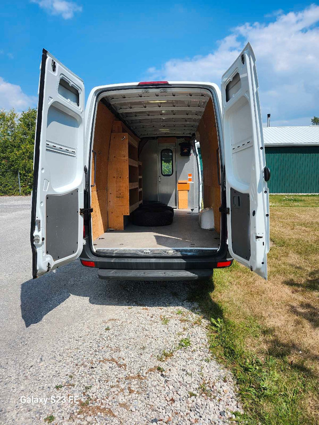 sprinter van long and tall in Cars & Trucks in Oshawa / Durham Region - Image 3