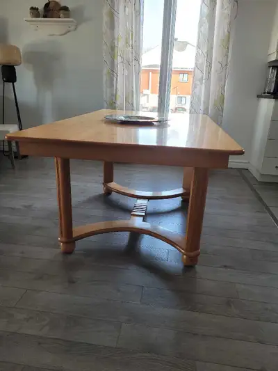 Table de bois en merisier, View more