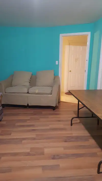 Room for girls near Centennial and U.of T., Scarborough