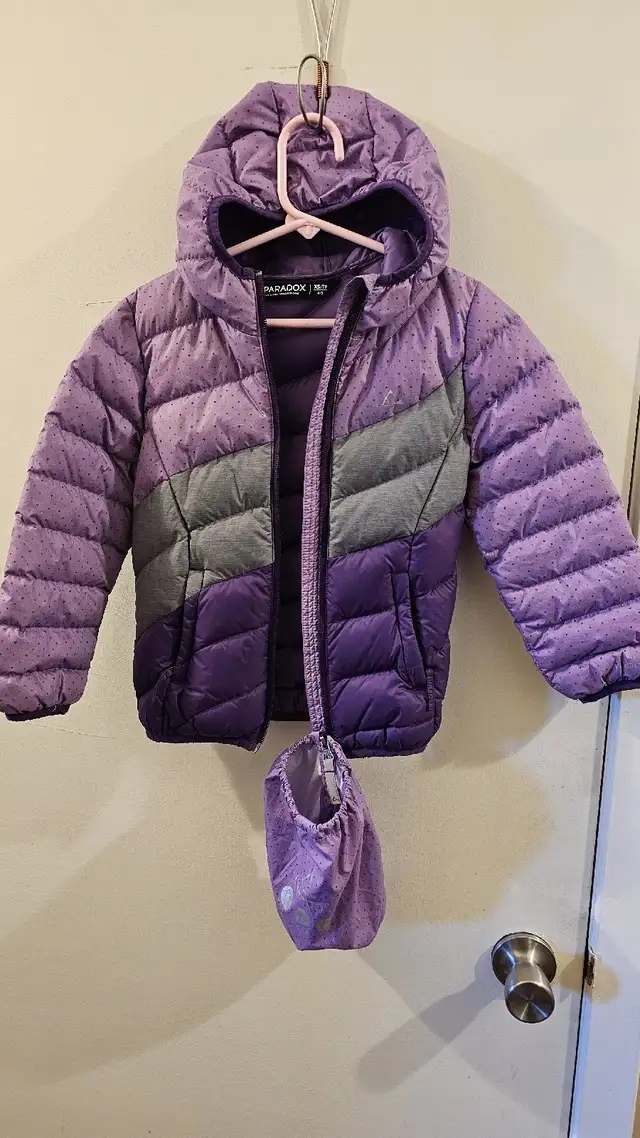 kids youth paradox packable jacket 4/5 in Kids & Youth in Edmonton - Image 2