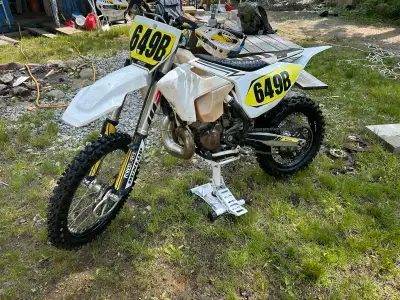 Selling my TX 300 with black widow bike carrier. 118 hours. New Michelin star cross tires, front and...