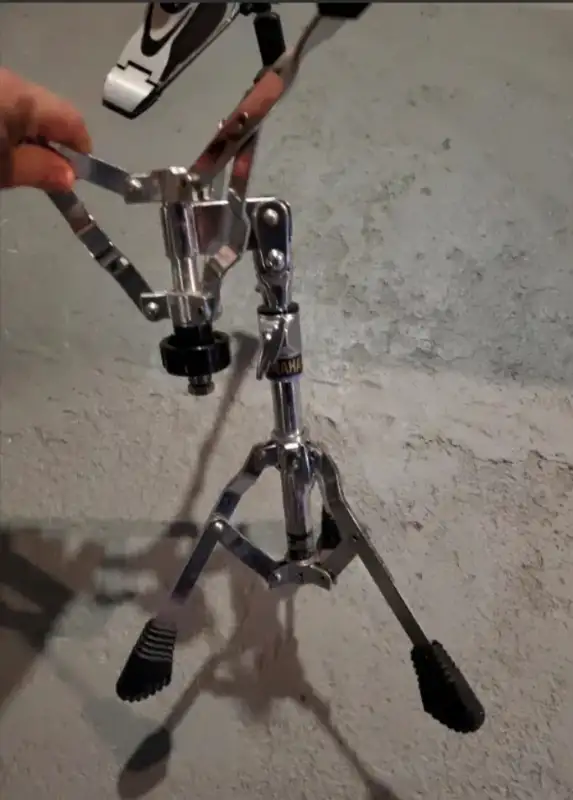 Yamaha snare stand in Drums & Percussion in Belleville - Image 3