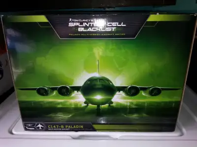CONTIENT : UN AVION PALADIN TÉLÉCOMMANDE À DOUBLE MOTEUR À 3 CANAUX Avion téléguidé Tom Clancy's Spl...