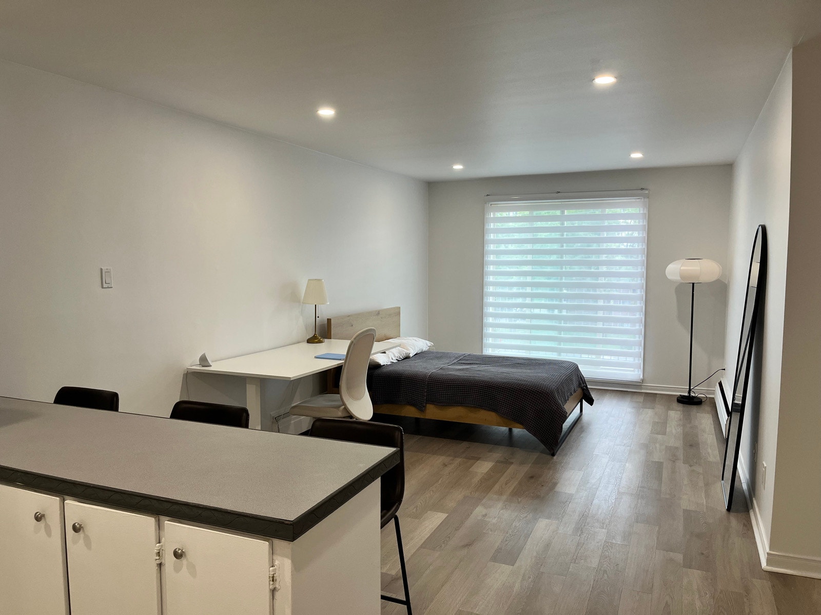Studio à Repentigny (923$/mois) — photo 1