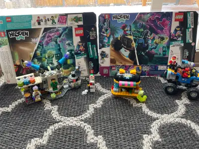 Lego hidden inside JB ghost lab 70418 / Jack Beach buggy 70428 Both sets are complete and have boxes...