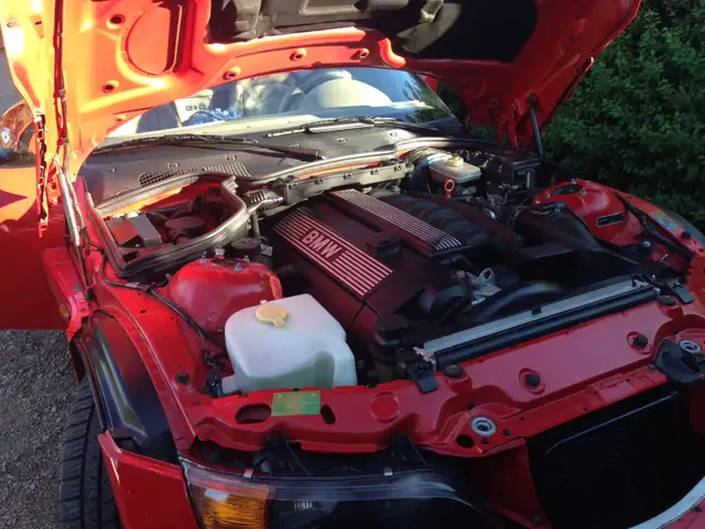 BMW Z3 roadster  1997 2.8 L boîte manuelle 5vitesse in Cars & Trucks in Trois-Rivières - Image 6