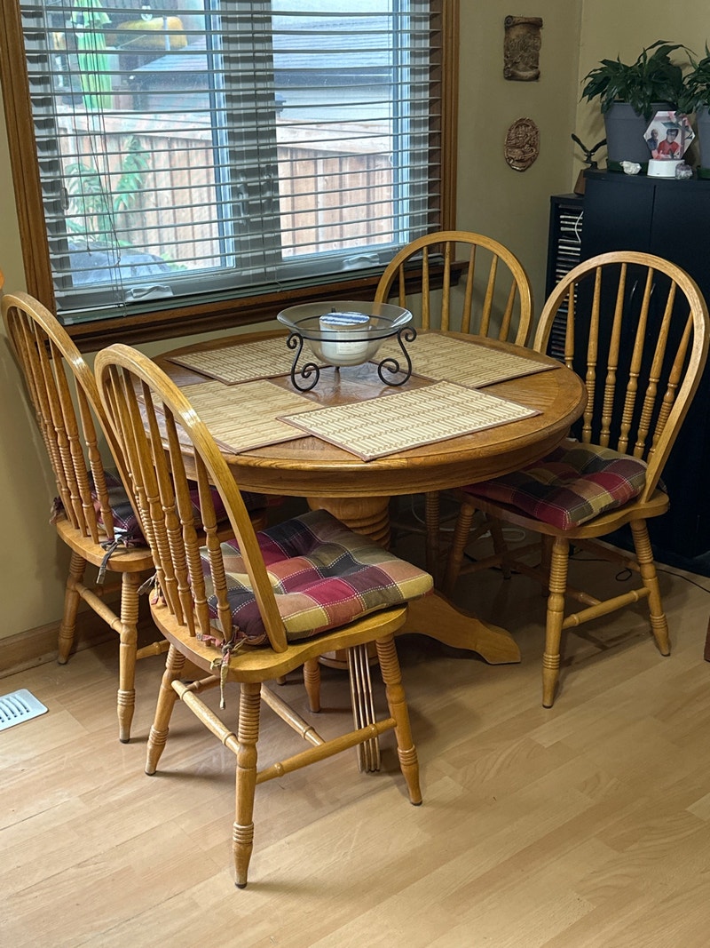 Oak set Dining Tables & Sets City of Toronto Kijiji