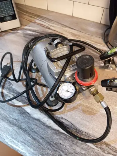 Can be used to spray furniture glaze kitchen cabinets or small car repairs. He as all hoses and he a...