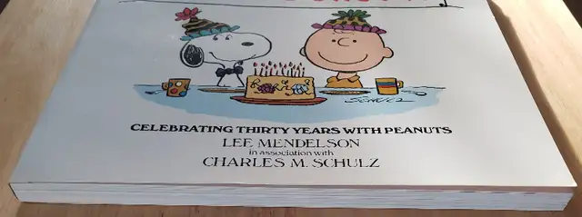 PEANUTS BOOK - HAPPY BIRTHDAY CHARLIE BROWN - 1980 - LIKE NEW ! in Children & Young Adult in Laval / North Shore - Image 6