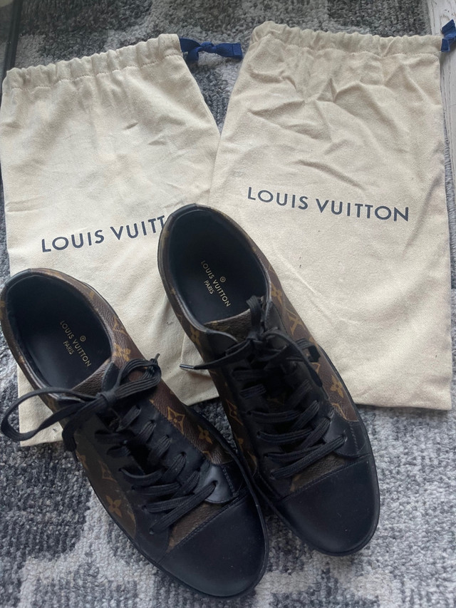 Louis Vuitton Sneakers  in Men's Shoes in City of Toronto - Image 4