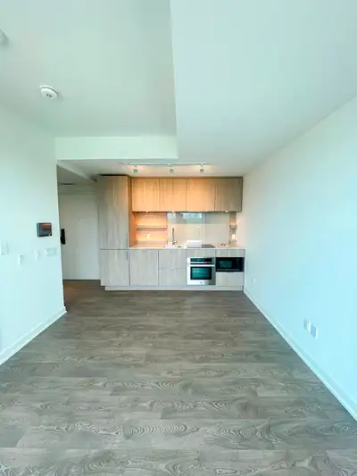 28 Ann Street | Port Credit | 1 Bedroom for rent (13th Floor)