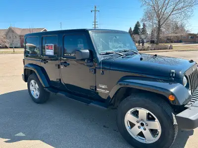 This Jeep has approximately 255,000KM. Has a soft cover that has never been used. Has set of winter...