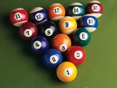 looking for people to play pool