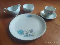 8 piece set of Barratt's Delphatic White Tableware