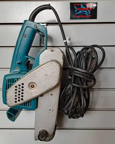Makita 9924DB Belt Sander (28743271), View more