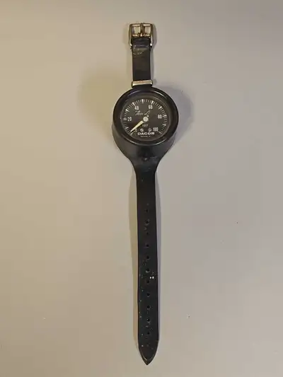Vintage 1950's DACOR Thin-Line Wrist Depth Gauge for scuba diving and skin diving enthusiasts. Made...
