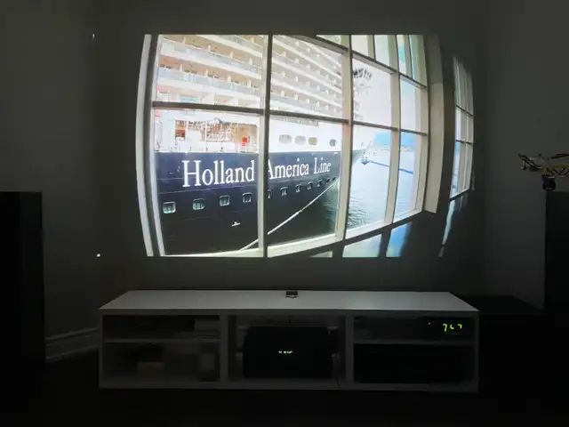 Abox LED Projector 1080p 100" screen tv in TVs in City of Toronto - Image 5