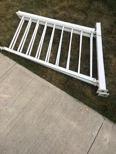 Single White 4/5 Step Aluminum Deck Railing Stair, View more