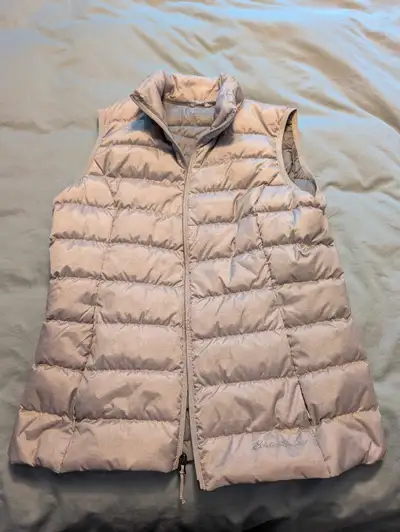 Eddie Bauer Medium Silver Vest 1 way zipper