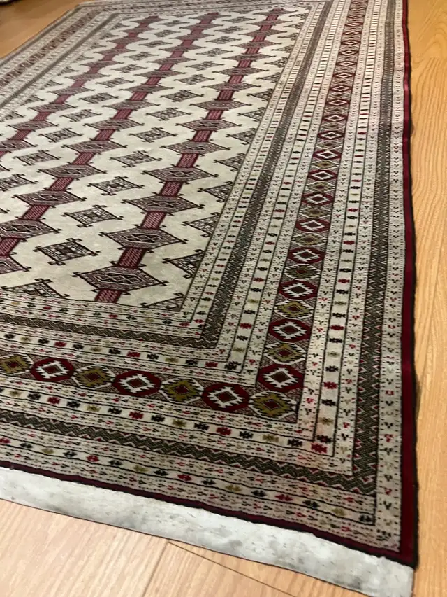 1 set of persian area rugs  in Rugs, Carpets & Runners in Markham / York Region - Image 5