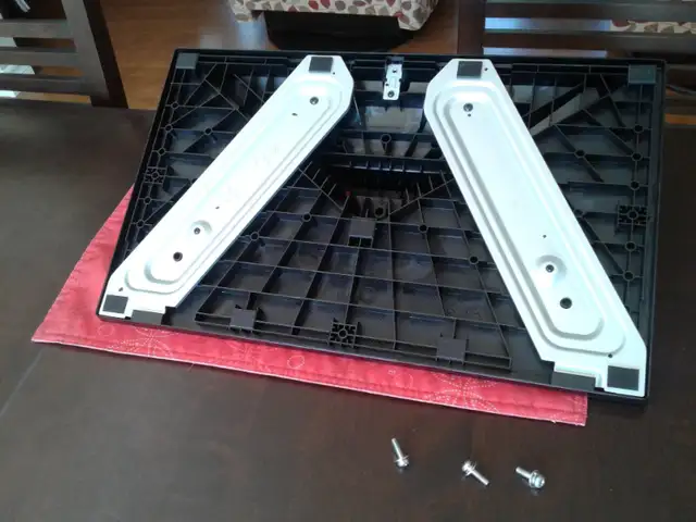 support à télévision in Video & TV Accessories in Trois-Rivières - Image 3