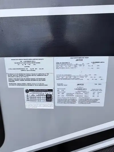 I am selling a Jayco 22Rb travel trailer, known for its lightweight design and spacious interior, ma...