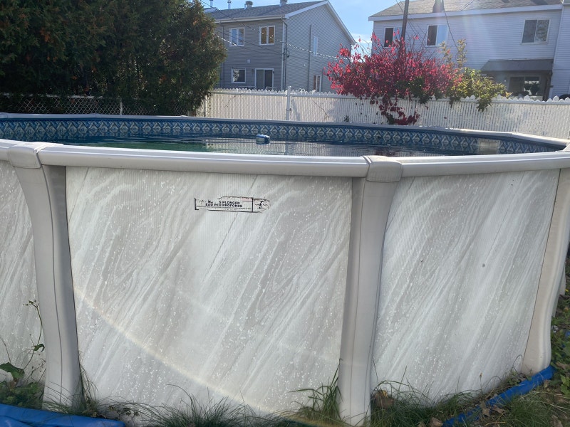 Piscine hors terre 18 pieds/above ground pool 18 feet Spas et