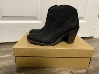 Lucky Brand Sz 7.5 women’s Black booties