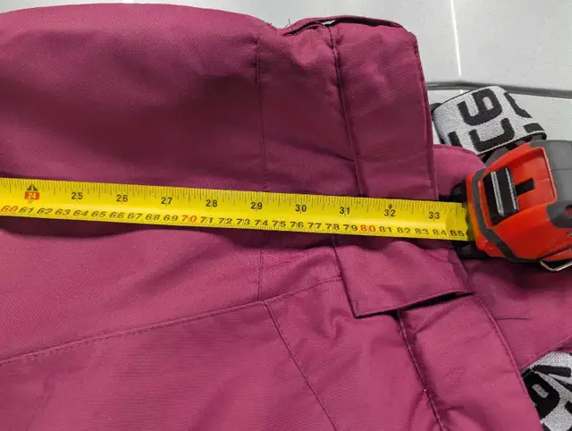 Suit d'hiver Surface enfant, taille 8, longueur 33" ou 84 cm in Kids & Youth in Laval / North Shore - Image 8