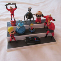 DISNEY PIXAR *Les Incroyable*THE INCREDIBLES LOT 9 FIGURINES