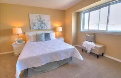 Master Bedroom for Rent – 10 Min Walk to Fanshawe College