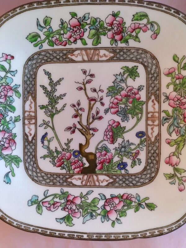 Coalport England Indian Tree cake plate in Arts & Collectibles in Barrie - Image 2