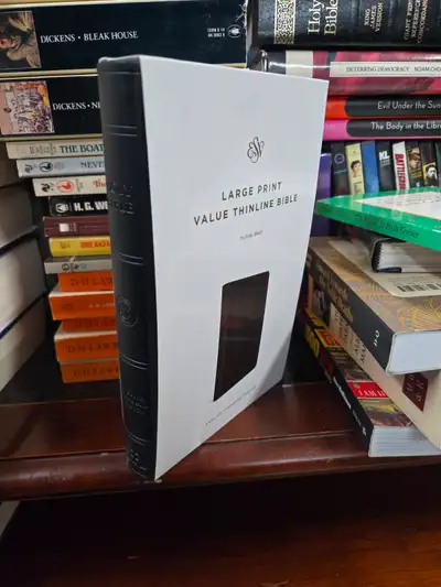 This Crossway ESV Large Print Value Thinline Bible is in new condition, offering a highly portable f...
