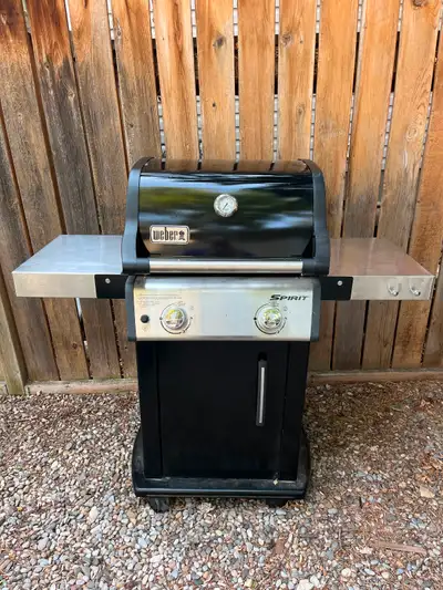 Weber Spirit E-215 Natural Gas BBQ $300 OBO • Two burner grill • Durable, easy-to-clean porcelain-en...