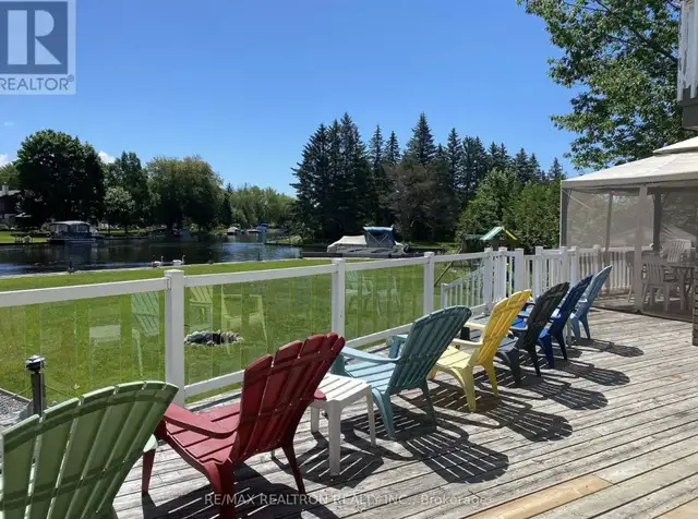 Room for Rent, Waterfront Property in Room Rentals & Roommates in Kawartha Lakes - Image 10