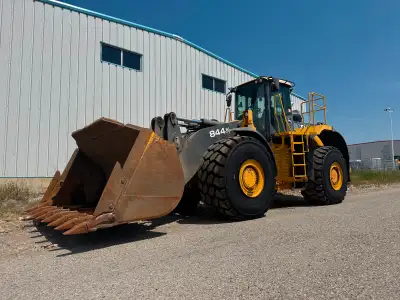 John Deere 844K Wheel Loader 9891hrs Enclosed Cab With A/C & Heat Ride Control Rear View Camera GP B...