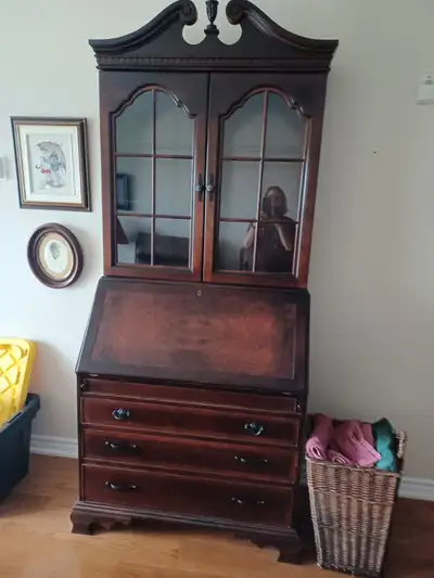 Desk/Storage Hutch, View more