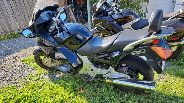 2006 Honda ST1300 in Sport Touring in Timmins - Image 4