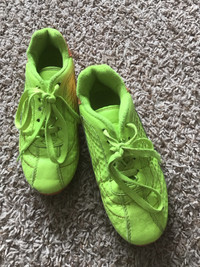 Soccer shoes -High River