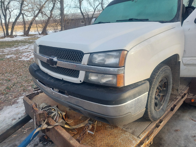 2003 - 2007 Chevy Silverado Front Clip in Auto Body Parts in Brandon