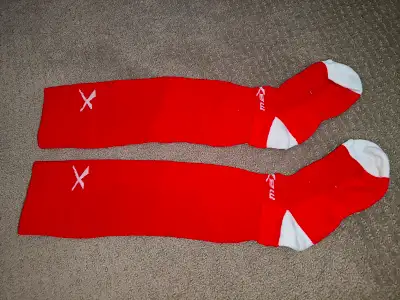 NOTE: Upon close inspection when stretched, there is some slight stretching visible in the seams on...