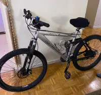 Cost Mountain bike 28 inches for men’s 