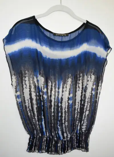 Women’s Femme de Carriere Studio Sheer Blouse/Shirt  Small, View more