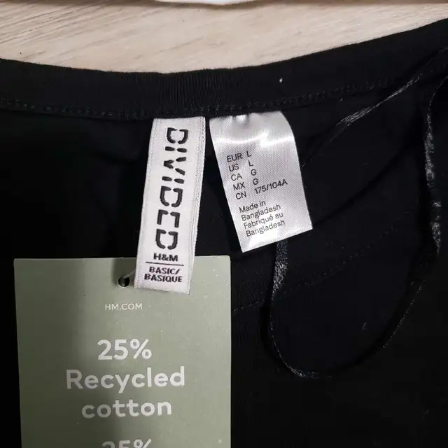 New cropped top size L in Women's - Tops & Outerwear in Sarnia - Image 3