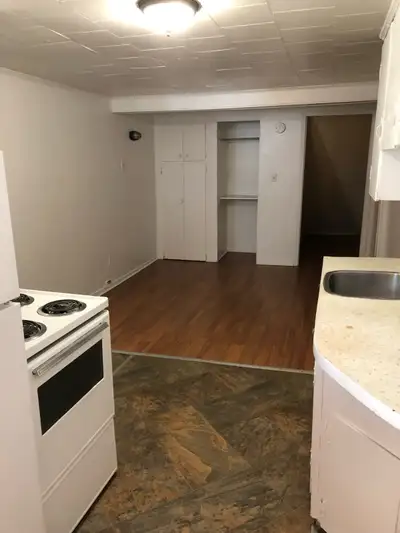 Bachelor Apartment in Truro